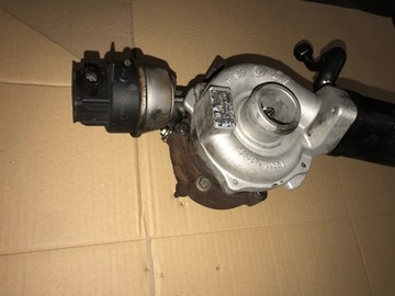 AUDI A4 B8 2.0 TDI CAGA TURBOSPRĘŻARKA 03L145702D