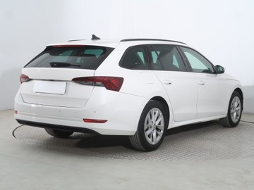 Skoda Octavia III Kombi Facelifting 1.5 TSI ACT 150KM 2020 Skoda Octavia 1.5 TSI, Salon Polska, zdjęcie 4