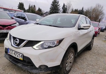 Nissan Qashqai II Crossover 1.2 DIG-T 115KM 2015 Nissan Qashqai 2015r, Salonowy, 1.2 Benzyna. Uszkodzony. Poobijany. Jezdzi., zdjęcie 1
