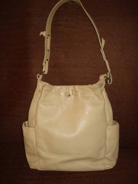 СУМКА из натуральной кожи вмещает формат А4.