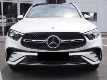 Mercedes GLC C254/X254 Coupe 2.0 200 204KM 2025 MERCEDES-BENZ GLC 200 4-Matic AMG Line 2.0 (204KM) 2025, zdjęcie 1