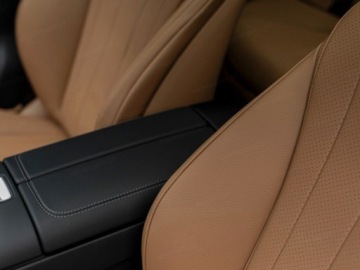 Mercedes Klasa E W214 Sedan 2.0 200 204KM 2025 E Klasa 200 4-Matic Avantgarde 2.0 (204KM) 2025, zdjęcie 5