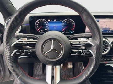 Mercedes Klasa A W177/V177 Sedan Facelifting 1.3 200 163KM 2023 Mercedes-Benz A 200 200 FL Sedan Pakiet AMG - Salo, zdjęcie 10