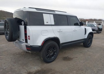 Land Rover Defender IV (L663) 90 2.0 i4P 300KM 2023 Land Rover Defender 2023r., 110 S, 2L, od ubezpieczalni 2.0 Benzyna 300KM, zdjęcie 4