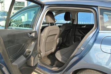 Ford Focus IV Kombi 1.5 EcoBlue 120KM 2021 Ford Focus Connected 1,5 EcoBlue 1320KM ASO Gwaran, zdjęcie 10