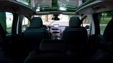Peugeot 5008 I Minivan Facelifting 1.6 THP 156KM 2014 . Head UP . . Panorama . . Klimatronik . . 2 x PDC . . Navi . . Kamera, zdjęcie 31