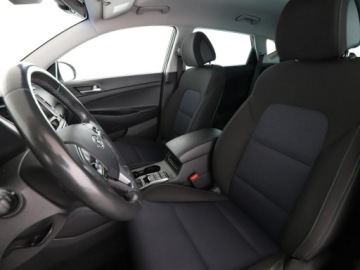 Hyundai Tucson III SUV 2.0 CRDI 185KM 2016 Hyundai Tucson 185KM automat 4x4 grzane fotele, zdjęcie 12