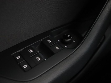 Audi A6 C8 Avant 2.0 45 TFSI 245KM 2019 Audi A6 Avant S-tronic full LED navi klima auto, zdjęcie 38