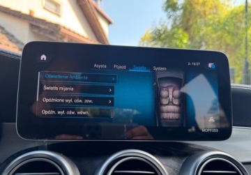 Mercedes GLC C253 SUV Facelifting 2.0 200d 163KM 2020 Mercedes-Benz GLC MULTIBEAM FullLed Alu18 Kamera VIRTUAL Cockpit Navi AMBI, zdjęcie 31