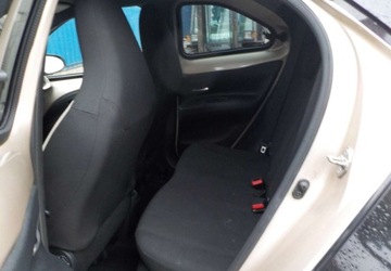Toyota Aygo X 1.1 VVT-i 72KM 2023 Toyota Aygo X Okazja Benzyna 72KM, zdjęcie 21