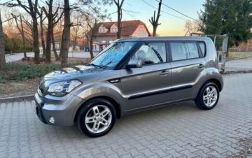 Kia Soul I Crossover 1.6 CRDI VGT 128KM 2011 Kia Soul Kia Soul 1.6 CRDI L 1.6 Diesel 128KM, zdjęcie 13