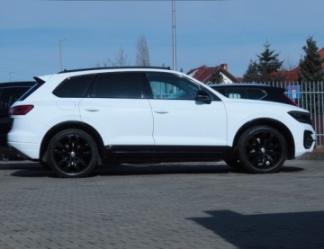 Volkswagen Touareg III SUV 3.0 V6 SCR TDI 286KM 2019 VW Touareg R-Line PL Full Wentyle Masaż Dynaudio Panorama Dociąg Matrix Hak, zdjęcie 30