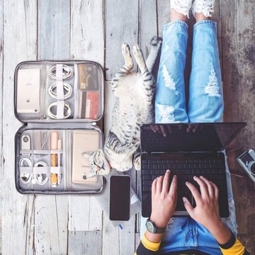 СУМКА-ОРГАНИЗАТОР ДЛЯ ПУТЕШЕСТВИЯ ДЛЯ ЗАРЯДНЫХ КАБЕЛЕЙ