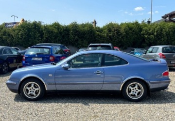 Mercedes CLK W208 Coupe C208 2.0 136KM 1997 Mercedes-Benz CLK Doinwestowany egzemplarz 2.0 Benzyna 136KM, zdjęcie 6