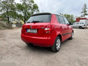 Skoda Fabia II Hatchback 1.2 i HTP 12V 70KM 2009 Skoda Fabia 1.2 12V Sport 70KM 2009r, zdjęcie 6