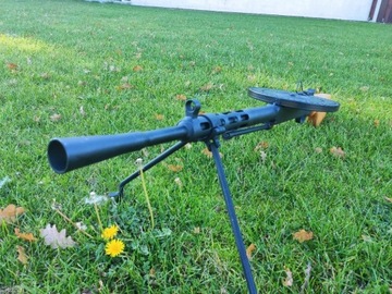 РЕПЛИКА DP28 ДИЕКТАРЬЕВ LMG