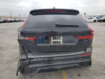 Volvo XC60 II 2024 Volvo XC 60 Ultimate 2024 2.0l 2.0 Hybryda 247KM, zdjęcie 2