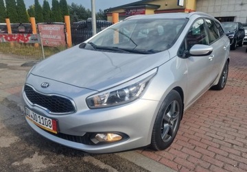 Kia Ceed II Kombi 1.6 GDI 135KM 2014 Kia Ceed 1.6Benzynaniski przebiegBezwypadkowazobacz 1.6 Benzyna 135KM, zdjęcie 3