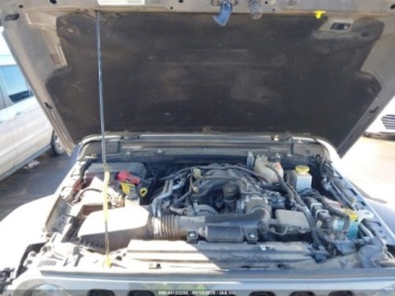 Jeep Gladiator 2023 Jeep Gladiator Sport 2023 3.6 Benzyna 285KM, zdjęcie 8