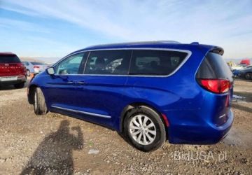 Chrysler Pacifica II 3.6 V6 291KM 2019 Chrysler Pacifica benzyna automat 3,6L KUPIONY w transporcie do Polski, zdjęcie 8
