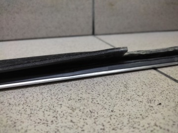 СКРЕБОК VW PASSAT B6 СЕДАН ПРАВЫЙ ПЕРЕДНИЙ