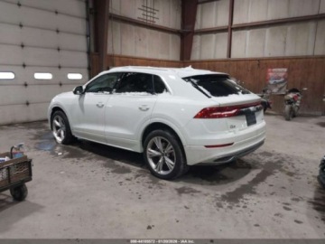 Audi Q8 2022 Audi Q8 Premium Plus 55 Tfsi Quattro Tiptronic 2022 3.0 Benzyna 335KM, zdjęcie 3