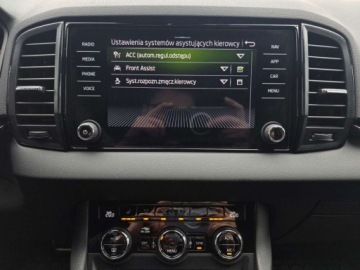 Skoda Karoq Crossover Facelifting 1.5 TSI ACT 150KM 2023 Skoda Karoq 1.5TSI 150KM DSG Sportline Reflektory przednie Full LED Matrix, zdjęcie 16