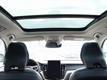 Volvo XC60 II 2026 VOLVO XC60 B5 AWD Ultra Bright Suv (264KM) 2026, zdjęcie 13