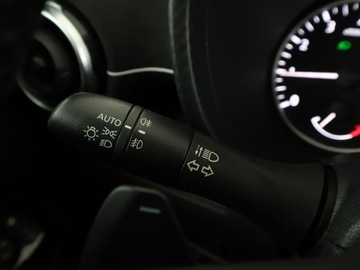 Nissan Juke II Crossover 1.0 DIG-T 117KM 2020 Nissan Juke 1.0 DIG-T Automat N-Design Nawigacja, zdjęcie 30