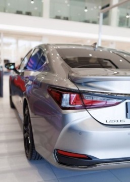 Lexus ES VII (XV70) Sedan Facelifting 300h 218KM 2023 Lexus ES 300h F Sport Dign 2.5 Hybryda 218KM, zdjęcie 16