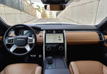 Land Rover Discovery V Terenowy Facelifting 3.0D I6 249KM 2023 Land Rover Discovery R-Dynamic SE, ACC, Kamera 360, Hak, Meridian, GPS, Gw, zdjęcie 3