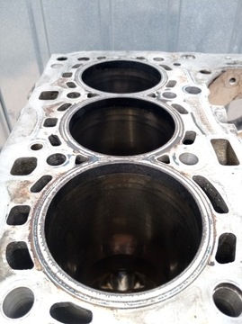BMW MINI F45 F48 F56 F60 BLOK MOTORU 8513372 B37C15A B37 1.5D