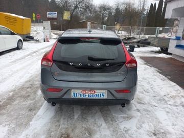 Volvo V40 II Hatchback Facelifting 2.0 D3 150KM 2018 Volvo V40 2.0 d3150 KM, zdjęcie 3