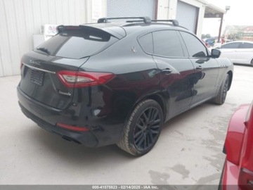 Maserati Levante 2019 Maserati Levante S Gransport, 2019r., 4x4, 3.0L 3.0 Benzyna 424KM, zdjęcie 2