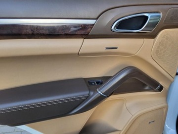 Porsche Cayenne II SUV 3.0 S Hybryda 380KM 2014 PORSCHE CAYENNE S Hybrid, V6 3.0l Hybryda 380KM 1 Właściciel w PL od 4 lat, zdjęcie 25