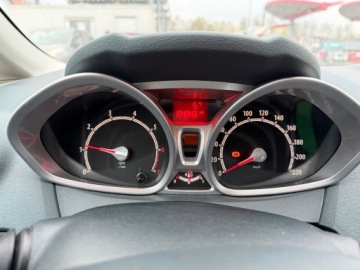 Ford Fiesta VII Hatchback 5d 1.25 Duratec 82KM 2011 Ford Fiesta ZAMIEŃ swoje auto lub zostaw w rozliczeniu GWARANCJA, zdjęcie 8