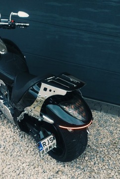 Uchwyt tablicy SUZUKI VZR 1800r M109R