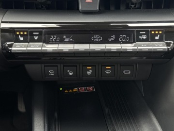 Toyota C-HR II SUV Plug-In 2.0 Hybrid Dynamic Force Plug-in  223KM 2025 Toyota C-HR 2.0 Hybrid Dynamic Force Executive Pre, zdjęcie 19