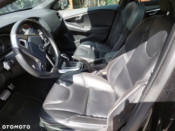 Volvo V40 II Hatchback Facelifting 1.5 T3 152KM 2019 Volvo V40 II 1.5 T3 R-Design automat, bogate wyposażenie, gwarancja, zdjęcie 11