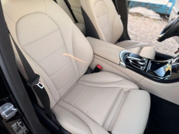 Mercedes Klasa C W205 Kombi 200 184KM 2017 Mercedes-Benz Klasa C Tylko 77000km Jak nowy Panorama 2.0 Benzyna, zdjęcie 36