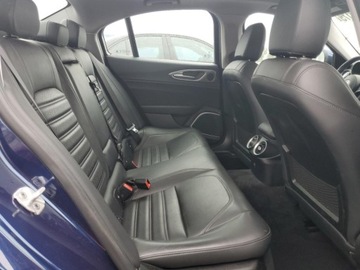 Alfa Romeo Giulia II 2017 Alfa Romeo Giulia 2017 r., 2,0L TI 2.0 Benzyna 280KM, zdjęcie 9