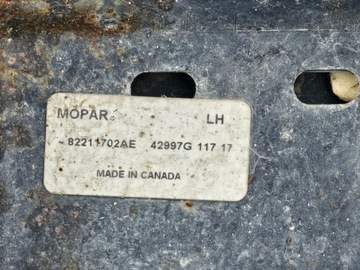 Dodge Ram 1500 09- Подножка порога Левая Правая 82211702AE США