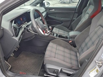 Volkswagen Golf VIII 2024 Volkswagen Golf GTI Se 2024 2.0 Benzyna 241KM, zdjęcie 7