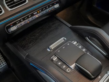 Mercedes GLE V167 SUV Facelifting 3.0 450d 367KM 2025 GLE Coupe 450 d 4-Matic AMG Line 3.0 (367KM) 2025, zdjęcie 9