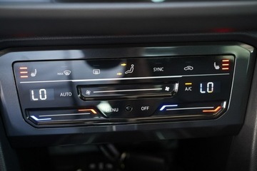 Volkswagen Tiguan II 2022 Volkswagen Tiguan R-LINE SKÓRA panorama ACC bl, zdjęcie 29
