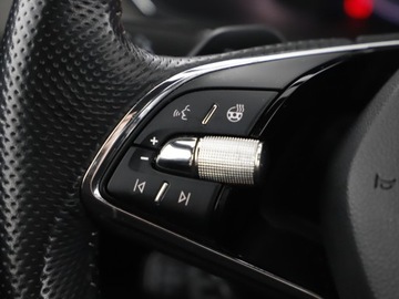 Skoda Superb III Kombi Facelifting 2.0 TDI SCR 200KM 2023 Skoda Superb Sportline ! Podgrzewane Fotele ! Temp, zdjęcie 16