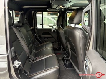 Jeep Gladiator 2020 Jeep Gladiator High Altitude Auto Punkt 3.6 BenzynaLPG 284KM, zdjęcie 16