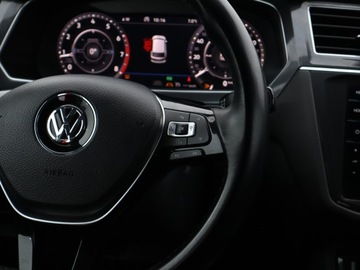 Volkswagen Tiguan Allspace SUV 2.0 TSI 180KM 2018 VW Tiguan Allspace 2.0 TSI, Salon Polska, zdjęcie 21