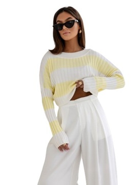 Damski sweter oversize w paski z okrągłym dekoltem dzianina w prążek