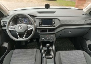 Volkswagen T-Cross 2019 Volkswagen T-Cross Bezwypadkowy - serwisowany - 1,6 - 95 KM - polecam 1.6, zdjęcie 21